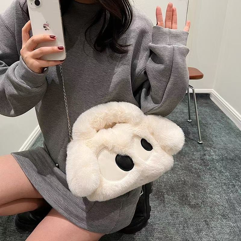 Big-eyed dog plush crossbody bag